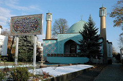 Imam Ali Moschee - Islamisches Zentrum Hamburgs, viertälteste Moschee Deutschland, erbaut 1965. ARchitekten Schramm und Elingius.