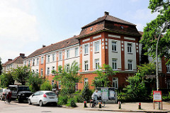 Mehrstöckige Wohngebäude in Hamburg Bahrenfeld - erbaut um 1910 vom Altonaer Spar- und Bauverein.