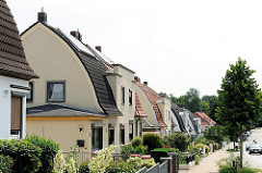 Architekturgeschichte Hamburg Harburg - Einzelhäuser im Stadtteil Wildtorf - runde Dachform.