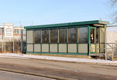 Ehemalige Zollstation Nippoldstrasse - Zoll Brückenscheine; Bilder von der Zollgrenze im Hamburger Freihafen.