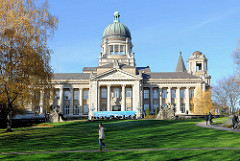 Hamburgs historische Architektur - Oberlandesgericht am Sievekingplatz - erbaut 1912 - Architektenbüro Ludt & Kallmorgen.