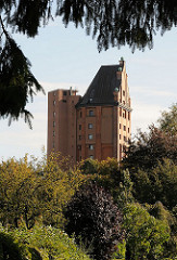Stellinger Wasserturm - erbaut 1912, Höhe knapp 48m, Backsteinbau.