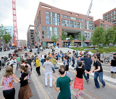 Swingtanz Veranstaltung am Magdeburger Hafen in der Hamburger Hafencity.