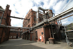 historische Industriegebäude der Harburger New-York Hamburger Gummi-Waaren Compagnie Aktiengesellschaft. Ziegelarchitektur - Industriegeschichte Hamburg und Harburgs.