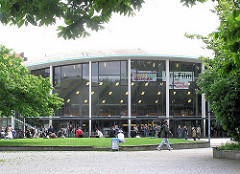 Hamburgs Universität Auditorium Maximum. 1958 gebaut, Architekt Bernhard Hermkes.