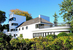 Hamburger Architektur - Landhaus Michaelsen in Hamburg Blankesese, erbaut 1925 - Architekt Karl Schneider.