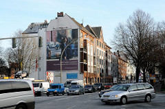 Bilder aus Hamburg Altona-Nord Stresemannstrasse, Stassenverkehr Wohnblocks an der Strasse