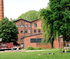 Kulturzentrum Honigfabrik am Veringkanal in Hamburg Wilhelmsburg.