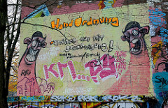 Graffiti Fassade WalddoerferGymnasium