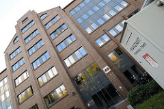 Neubau Ziegelneubau - Backsteingebäude Borsteler Chaussee - Finanzamt Hamburg Nord.