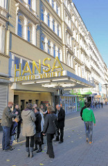 Eingang zum Hansa Theater Variete am Steindamm in Hamburg St. Georg - Gründerzeitfassaden.