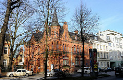 Backsteinarchitektur Hamburg - Helenenstift an der Max Brauer Allee Hamburg Altona, Altona Nord.