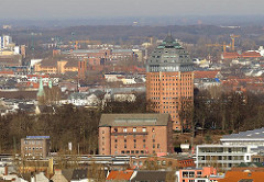 Luftaufnahme vom Wasserturm Sternschanze Umbau zum Luxus-Hotel im Hamburger Stadtteil Sternschanze.