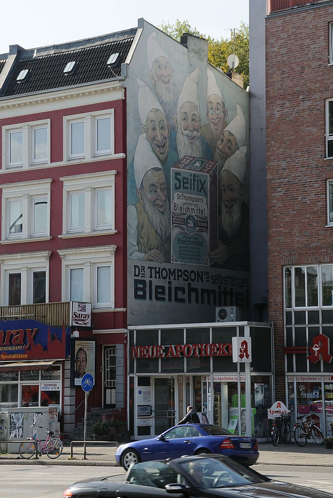 Bildarchiv Hamburg Com Foto Hoheluftchaussee Alte Werbung Fur Ein Waschmittel Fassadenwerbung Geschichte Der Werbung