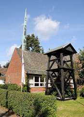 Holz Glockenturm der Christophoruskirche; Anna Susanna Stieg - Hamburg Schnelsen.