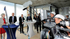 Pressekonferenz mit Kultursenatorin Barbara Kisseler zum Weiterbau an der Elbphilharmonie nach eineinhalb Jahren Stillstand..