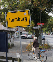 Grenze zu Hamburg Hamburger Landesgrenze Schild an der Langenhorner Chausssee