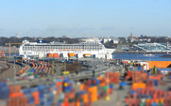 MSC MAGNIFICA Elbe, Hamburger Hafen