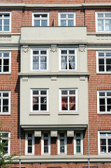 Wohnanlage - Mehrstöckiges Backsteingebäude - Hamburg Bahrenfeld - Architekturbilder aus dem Stadtteil.
