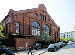 Historische Architektur des Gaswerks Hamburg Bahrenfeld - Kohlenhalle Nord, umgebaut zum Designerhotel.