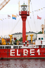 Leuchtschiff Elbe 1 beim Hafenfest von Hamburg Harburg - im Hintergrund das Harburger Schloss.