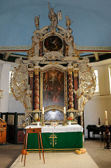 Geschnitzter Barockaltar St. Maria Magdalena Kirche.