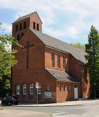 Paul Gerhardt Kirche Hamburg Wilstorf; eingeweiht 1938 - Bilder der Kirchenarchitektur Hamburgs.