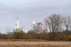 Wiesen in Moorburg - Baustelle Kohlekraftwerk.