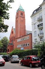 Katholische Kirche in Hamburg Eimsbüttel - St. Bonifatiuskirche; Architekt Fritz Kunst, erbaut 1910.