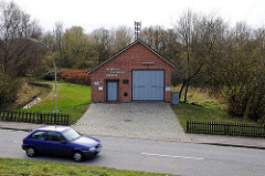 Gebäude Freiwillige Feuerwehr -  Moorburger Elbdeich.