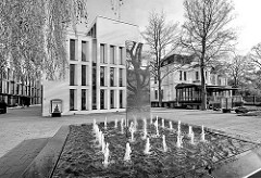 Springbrunnen,  Park der Harmonie am Mittelweg in Hamburg Harvestehude.