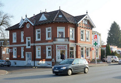 Gründerzeitgebäude, Ladengeschäft und Wohnhaus - Kieler Strasse / Quickborn.