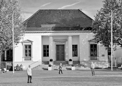 Klassizistisches Rathaus von Neustadt in Holstein - erbaut 1820 - Architekt Christian Frederik Hansen.