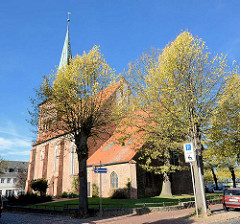 Stadtkirche in Neustadt, Holstein - Backsteingotik, erbaut im 14. Jahrhundert.