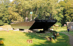 Technisches Denkmal Eisenbahnfähre in Fürstenberg / Havel; die Fähre hat eine Länge von 34,18m und eine Breite von 5,18m - sie wurde 1934 gebaut.