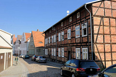 Wohnhäuser in der Krummestrasse von Fürstenfeld, Havel.
