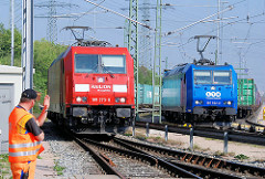Güterlokomotive der railion db logistics 185 283 9 auf dem Containerbahnhof Alte Süderelbe in Hamburg Altenwerder.