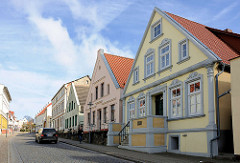 Einzelhäuser / Wohnhäuser, Dammstrasse / Marktstrasse von Bergen auf Rügen.