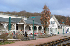 Historische Architektur vom Bahnhof Ostseebad Binz der Rügenschen Kleinbahn -
