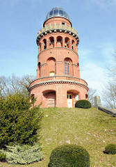 Ernst-Moritz-Arndt-Turm in Bergen auf Rügen; erbaut 1877. Ernst Moritz Arndt war ein deutscher Schriftsteller, Historiker, Freiheitskämpfer und Abgeordneter der Frankfurter Nationalversammlung.