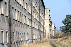 Leerstehende Gebäude - KdF Ferienanlage Prora auf Rügen / Ostsee.