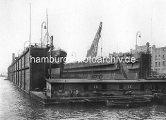Schwimmdock mit dem Dampfschiff Cap Verde auf der Schiffswerft Blohm & Voß in der Hansestadt Hamburg.