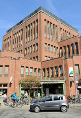Moderner Verwaltungsbau - Ärztehaus Rosengarten