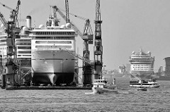 Kreuzfahrtschiffe im Hamburger Hafen - das Passagierschiff Europa 2 ist auf der Werft Blohm + Voss eingedockt.