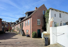 Hinterhofbebauung - Wohnhäuser, Reihenhaus in Wedel, Schleswig-HOlstein.