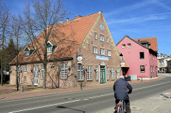 Ehem. Brauhaus - historische Architektur / Kulturdenkmal in Wedel, Mühlenstrasse.