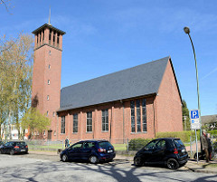 St. Marienkirche in Wedel - Katholische Backsteinkirche; Pfarrei Heilig Geist - Wedel + Uetersen.