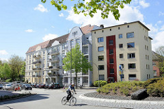 Kreuzung / Kreisverkehr Eidelstedter Weg, Lenzweg, Methfesselstrasse / Grenze der Hamburger Stadtteile Eimsbüttel und Stellingen.