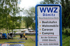 Schild Wasser Wander Zentrum Dömitz - Bootshafen, Wohnmobile, Caravan, Camping am Müritz Elde Kanal.