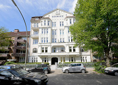 Gründerzeitwohnhaus - Wohnburg  / Palais in der Ifflandstrasse in Hamburg Hohenfelde.